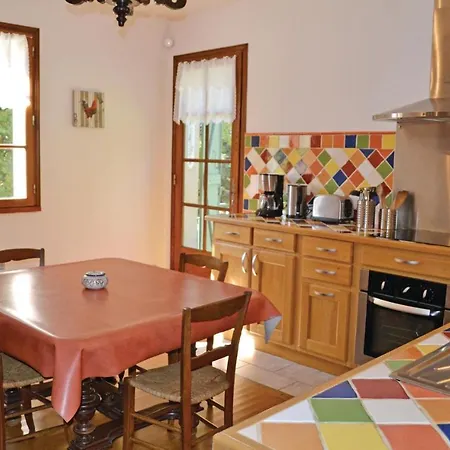 Stunning In With 4 Bedrooms, Wifi And Private Swimming Pool Dom wakacyjny